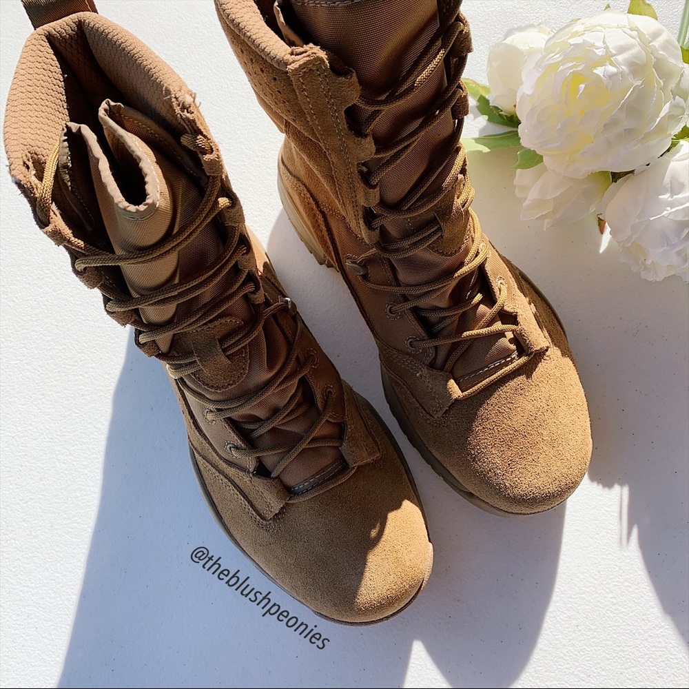 Nike SFB Field Hiking Boots - Picture 5 of 9